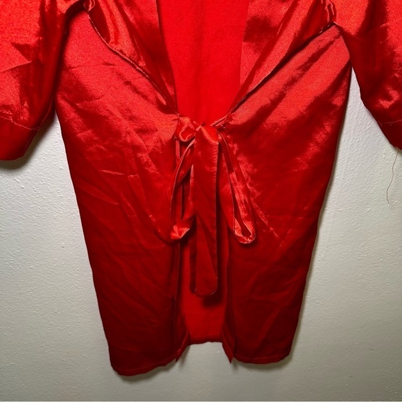 Amazon Silky Red Robe One Size - Picture 3 of 6
